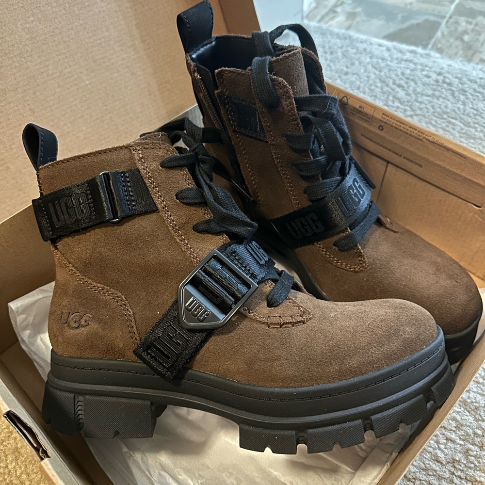 Ashton lace up UGG Boots